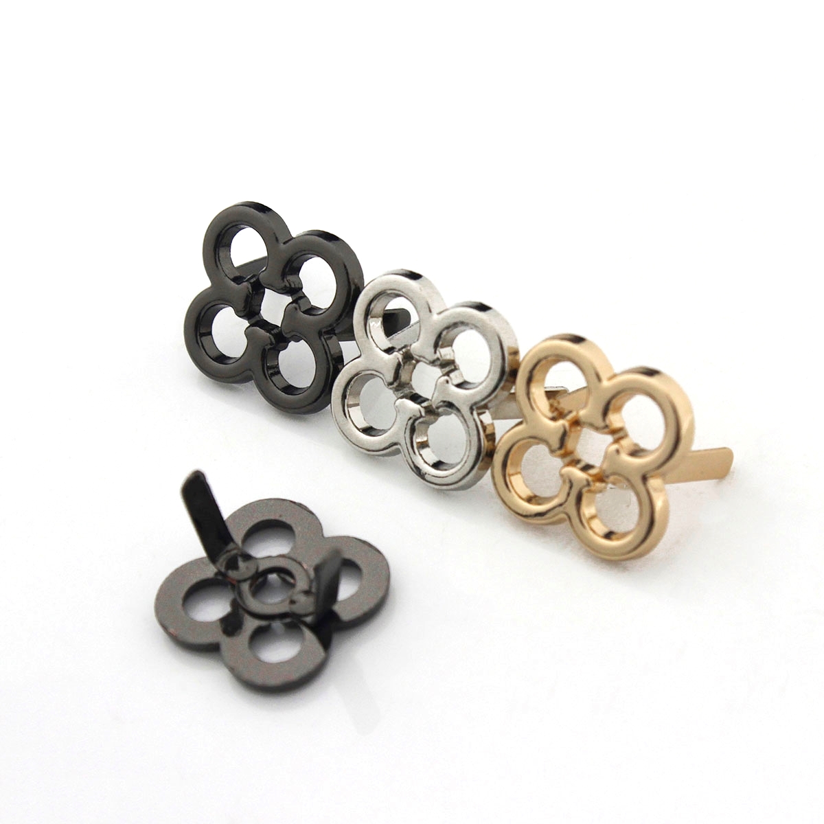 2 Stück Metall-Blumenform, ver – Leatherwork Flowers Bewertung und Preis