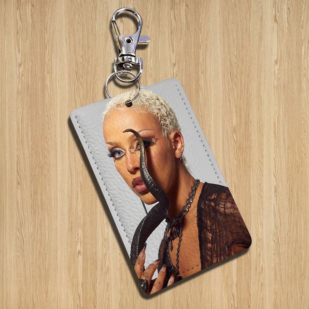 Art So High Red Doja Cat Karte – Leather Work In Art Bewertung und Preis